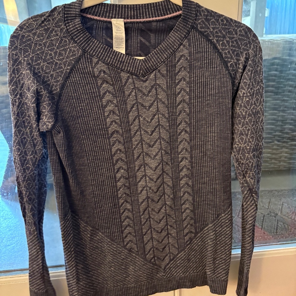 IVIVVA TOP SIZE 12